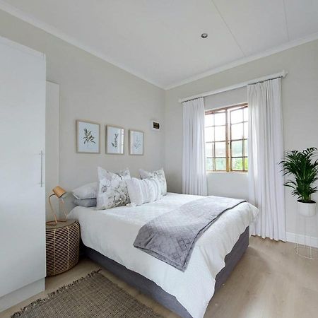 Upmarket Off Grid Cottage On Organic Farm In Secure Estate Howick Exterior photo